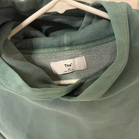 Aritzia TNA Cozy Sweatfleece Perfect Hoodie - Picture 3 of 3
